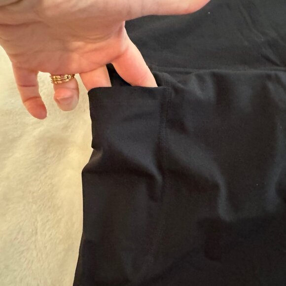 Copyleaf NWT Black Crossover Waisted Flared Legging Yoga Pants Size M - Picture 5 of 14